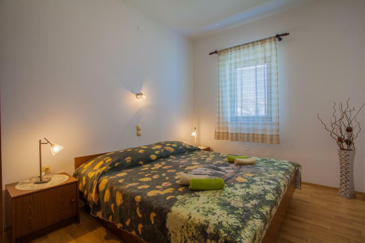 Apartmani Komesic Zubovići Kültér fotó